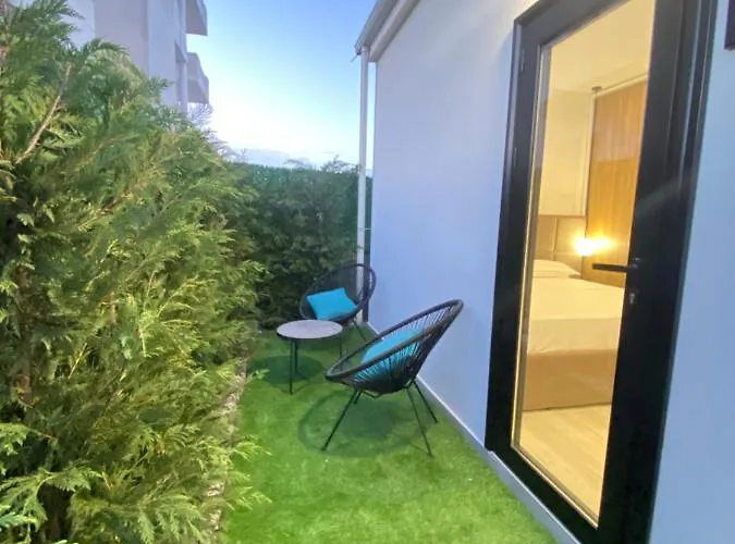 White 2 - Luxury Villa Velipojë