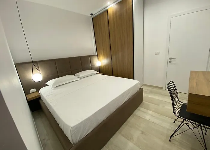 White 2 - Luxury Velipoje