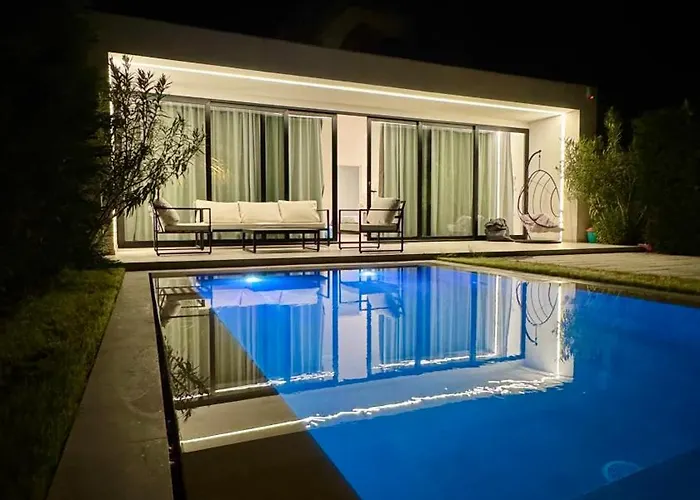 White 2 - Luxury Villa *